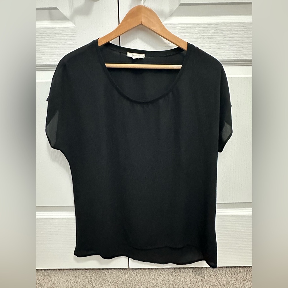 Pleione Black Sheer Short-Sleeve Scoop Neck Blouse